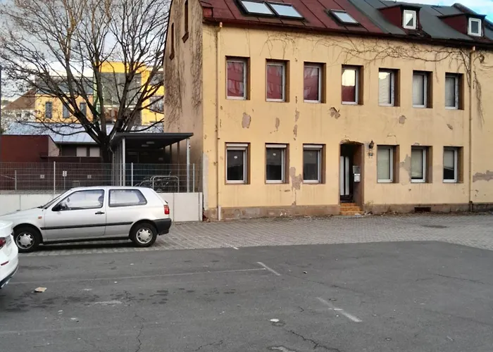 Moving - Retro übernachten Im Wohnwagen, Günstig&zentral