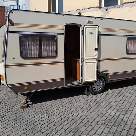 Moving - Retro Uebernachten Im Wohnwagen, Guenstig & Zentral 营地 纽伦堡