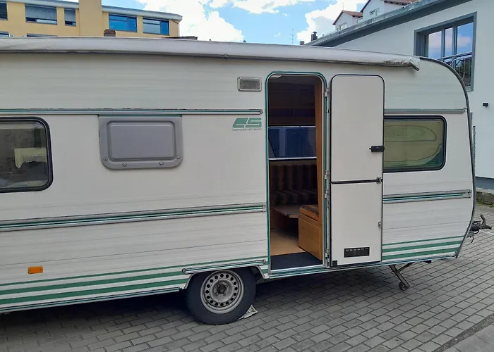 Moving - Retro Uebernachten Im Wohnwagen, Guenstig & Zentral Camping Nuremberg
